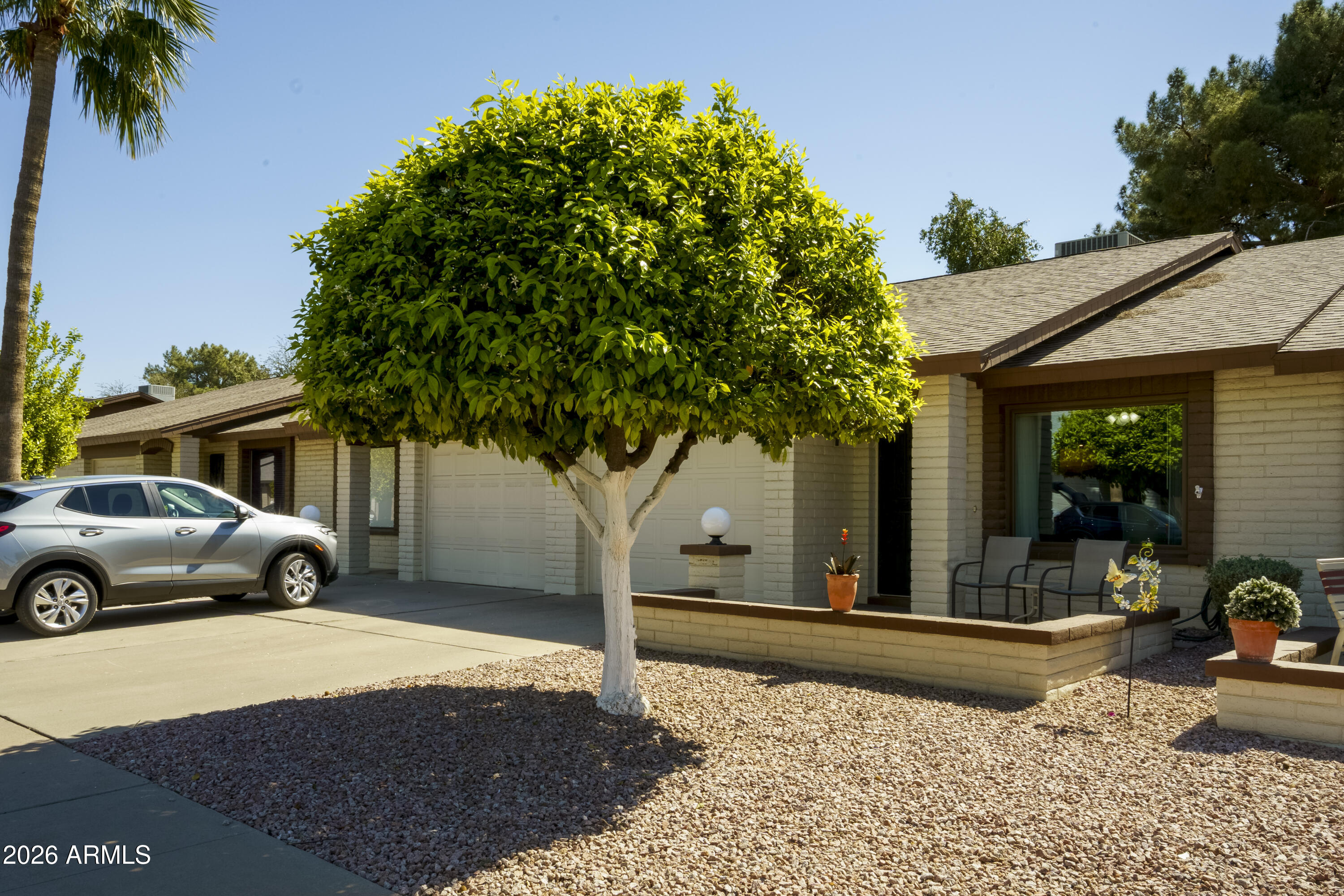 2064 S FARNSWORTH Drive 15