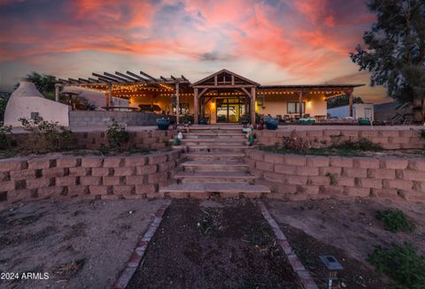 A home in Waddell