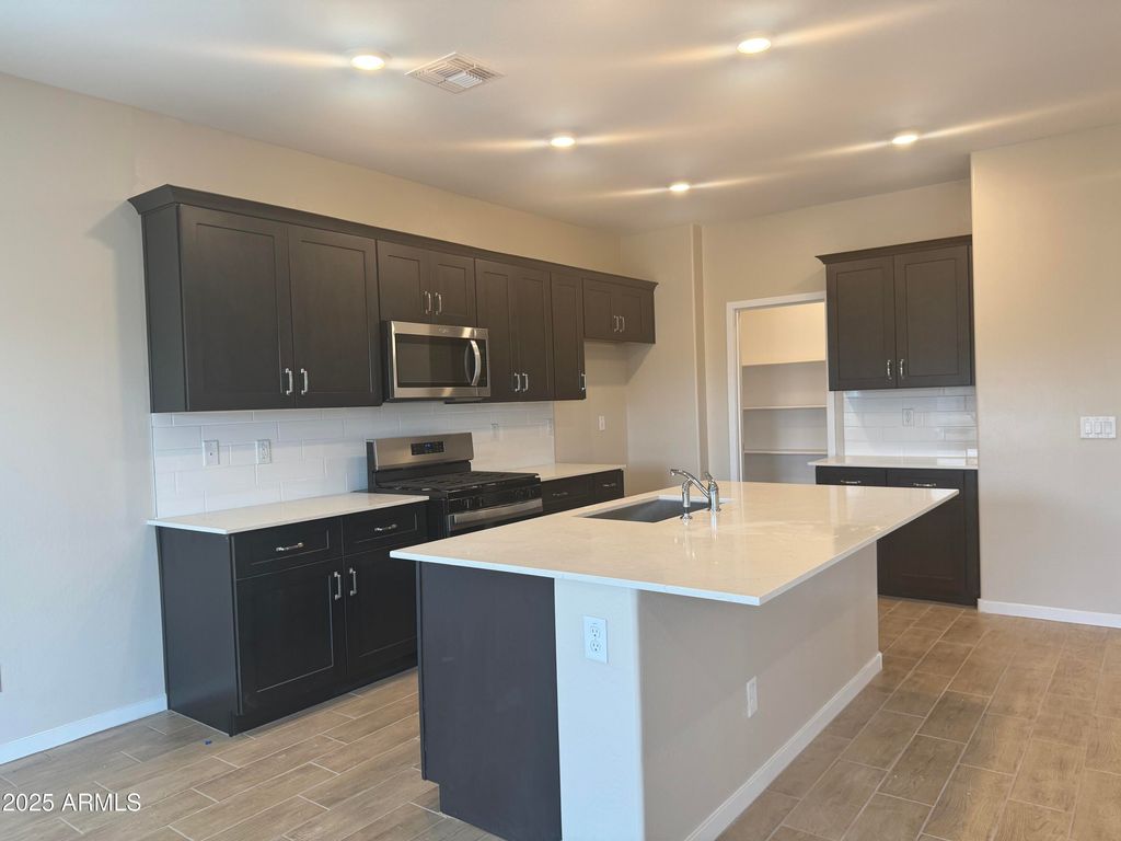 Photo of 18925 N Avelino Drive, Maricopa, AZ 85138 (MLS # 6932402)