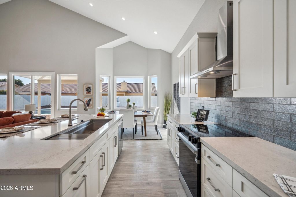 Photo of 11537 W Laurelwood Lane, Avondale, AZ 85392 (MLS # 6985380)