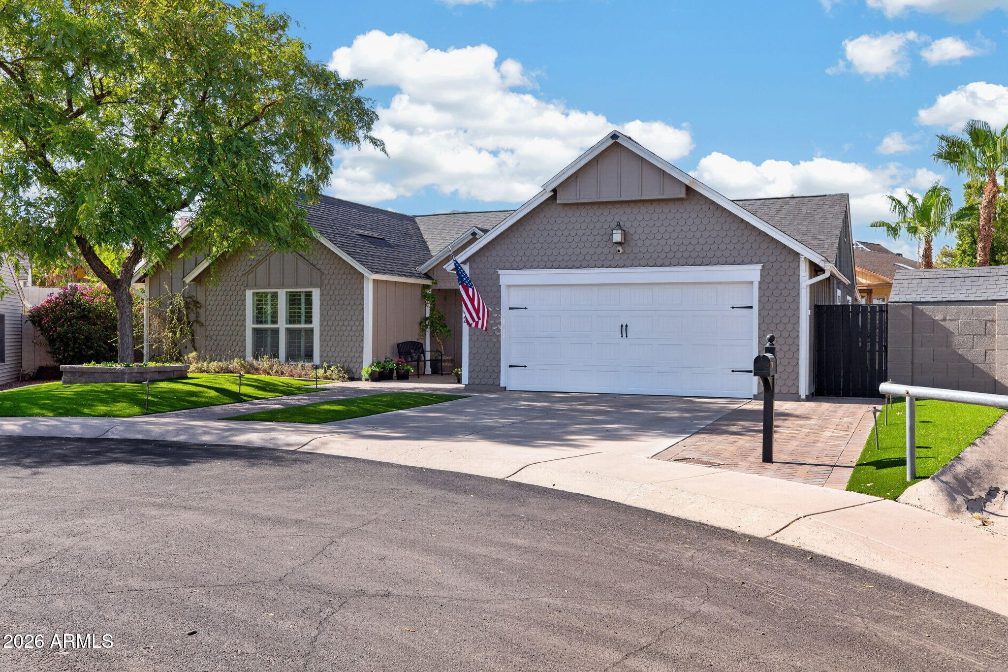 4602 E KACHINA Trail