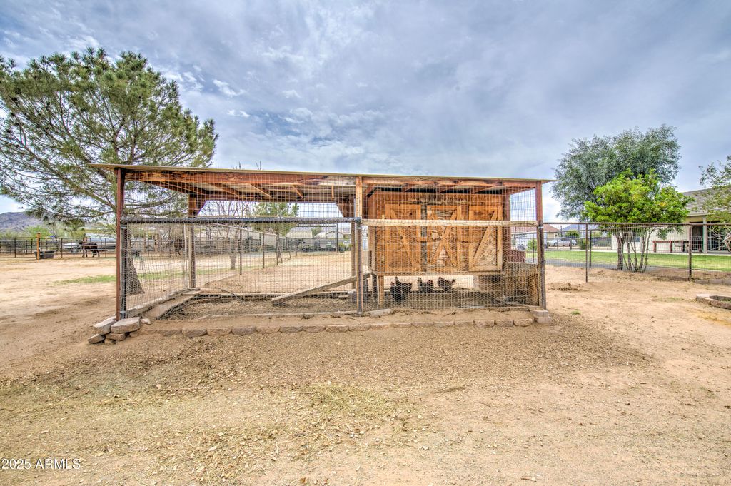 listing image 42