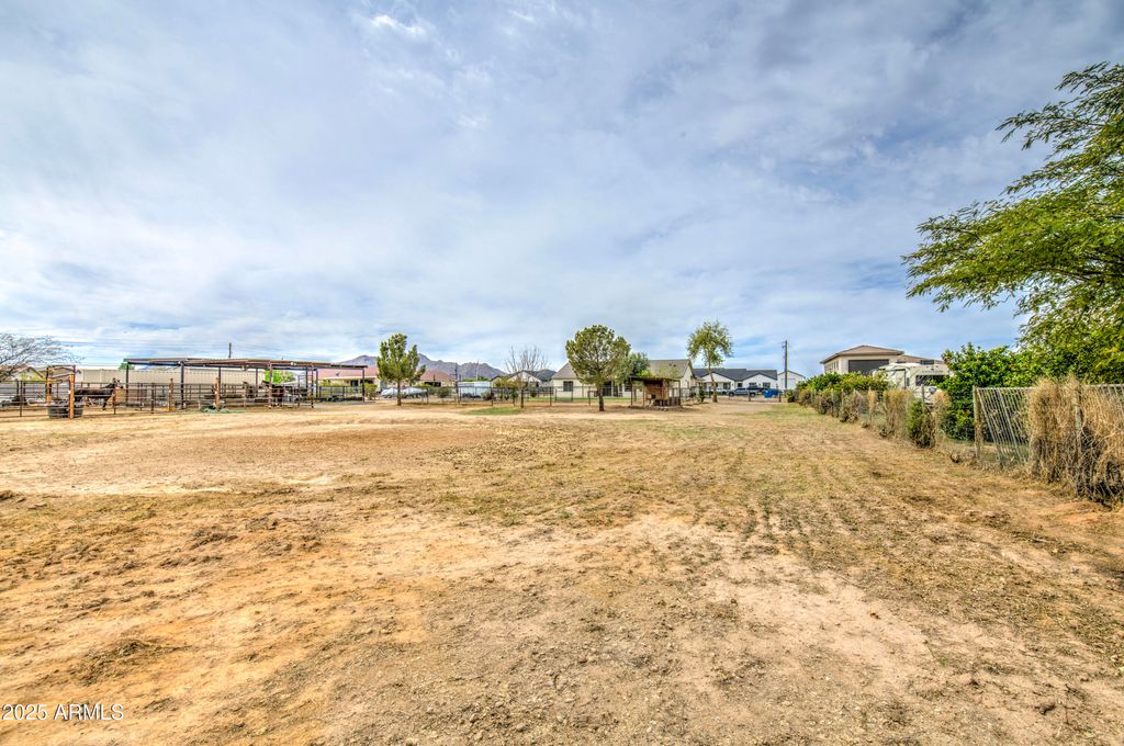 listing image 40