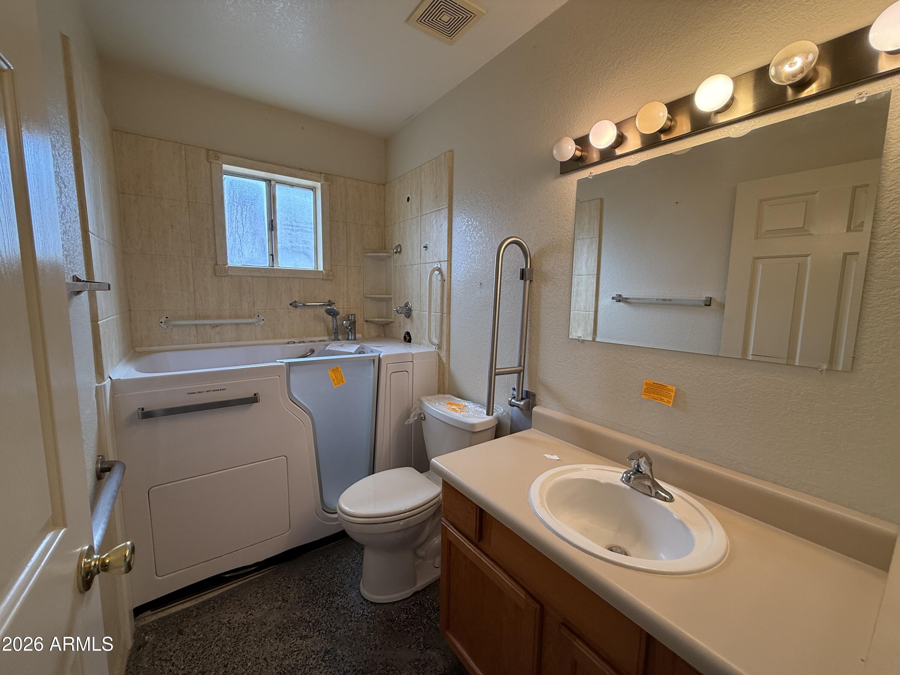 SEMINOLE WINDS - Residential