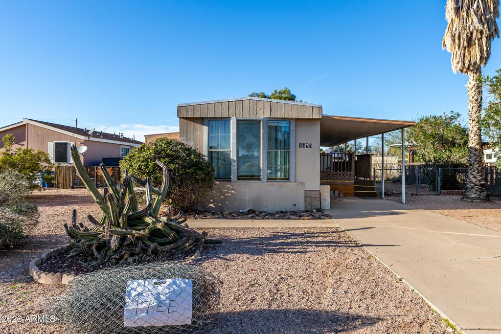 Photo of 1370 E 21st Avenue, Apache Junction, AZ 85119 (MLS # 6975770)