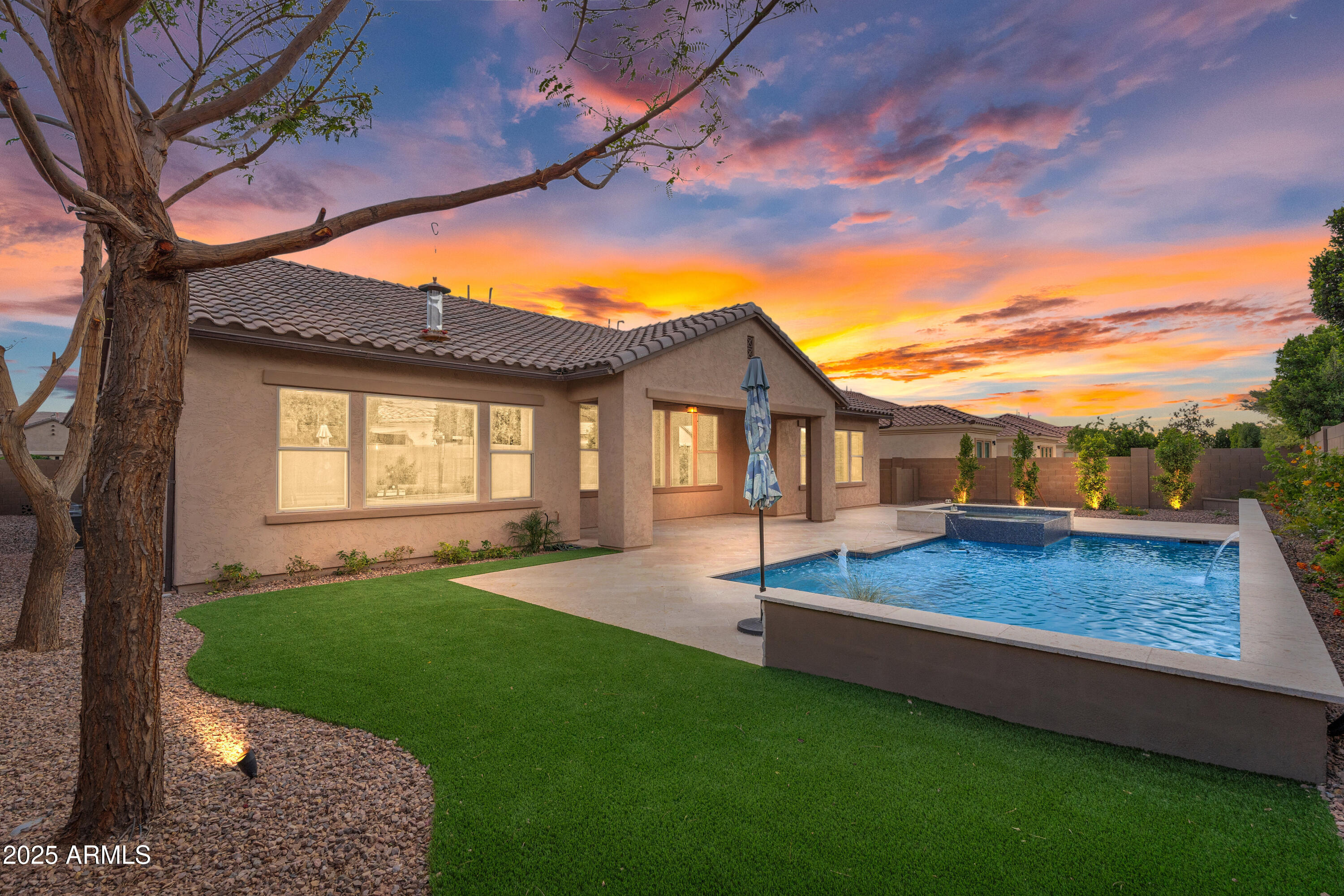 Homes 2 22296 E MAYA Road