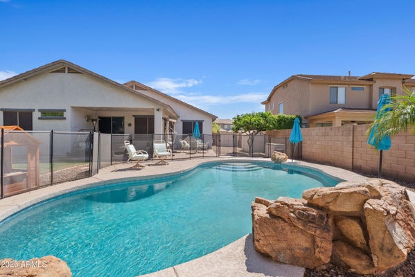 4086 E MEGAN ST, GILBERT, AZ 85295 - Image af4e32011d67c3d667357e9bfb4020af/842751088