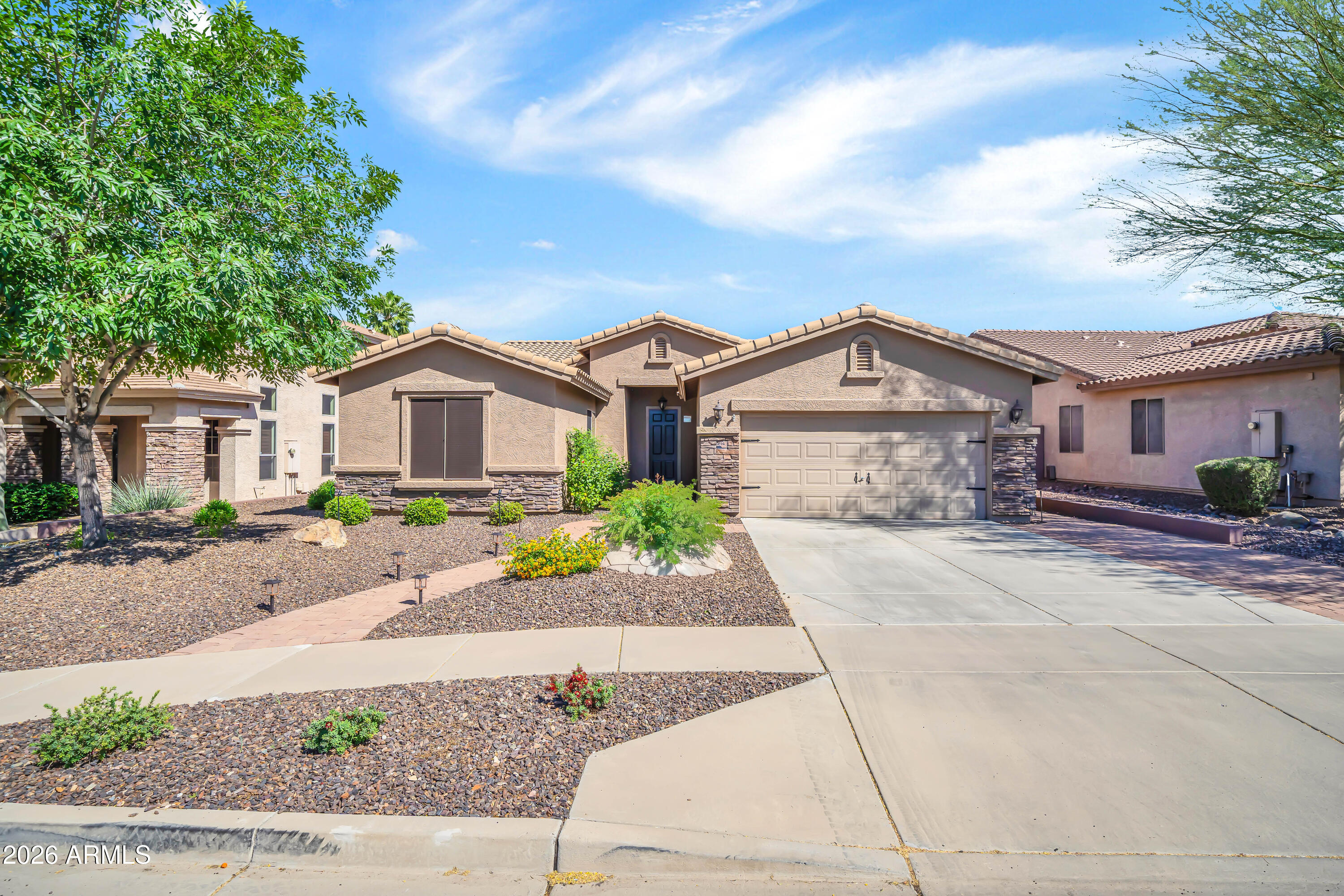 2214 W HEDGEHOG Place