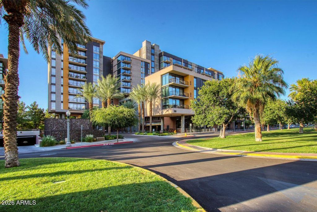 Photo of 200 W Portland Street #821, Phoenix, AZ 85003 (MLS # 6967953)