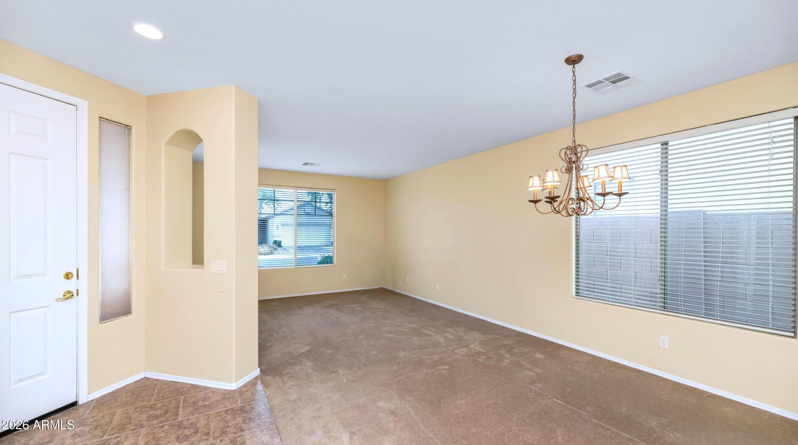 6013 W PARK VIEW Lane
