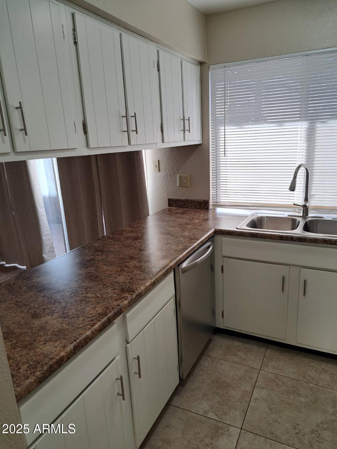 834 S CASITAS Drive B