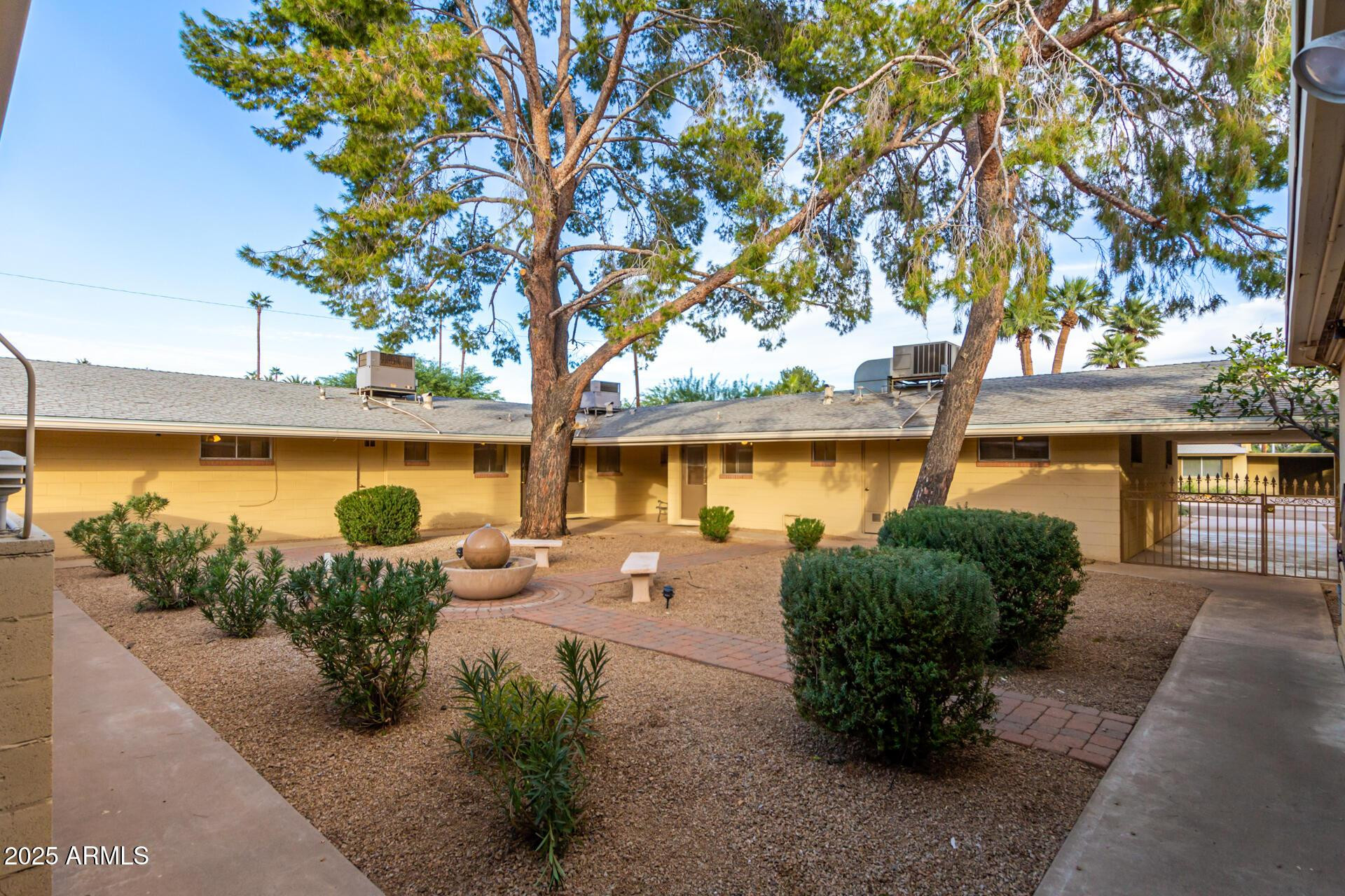 6242 N 12th Place Apt 2