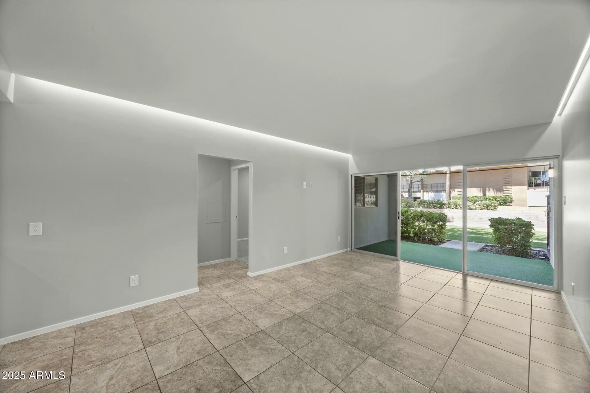 6125 E INDIAN SCHOOL Road 167