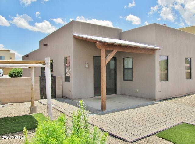 REFLECTIONS AT VALIENTE - Residential Lease
