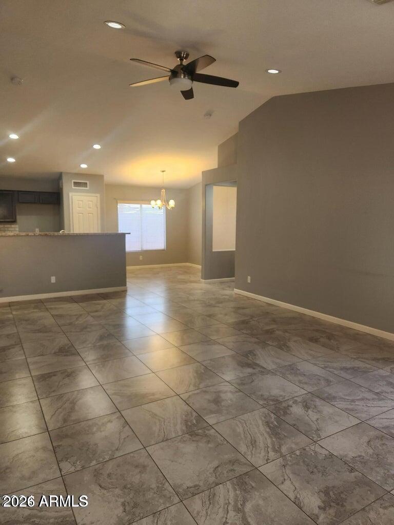 11954 W HOLLY Street