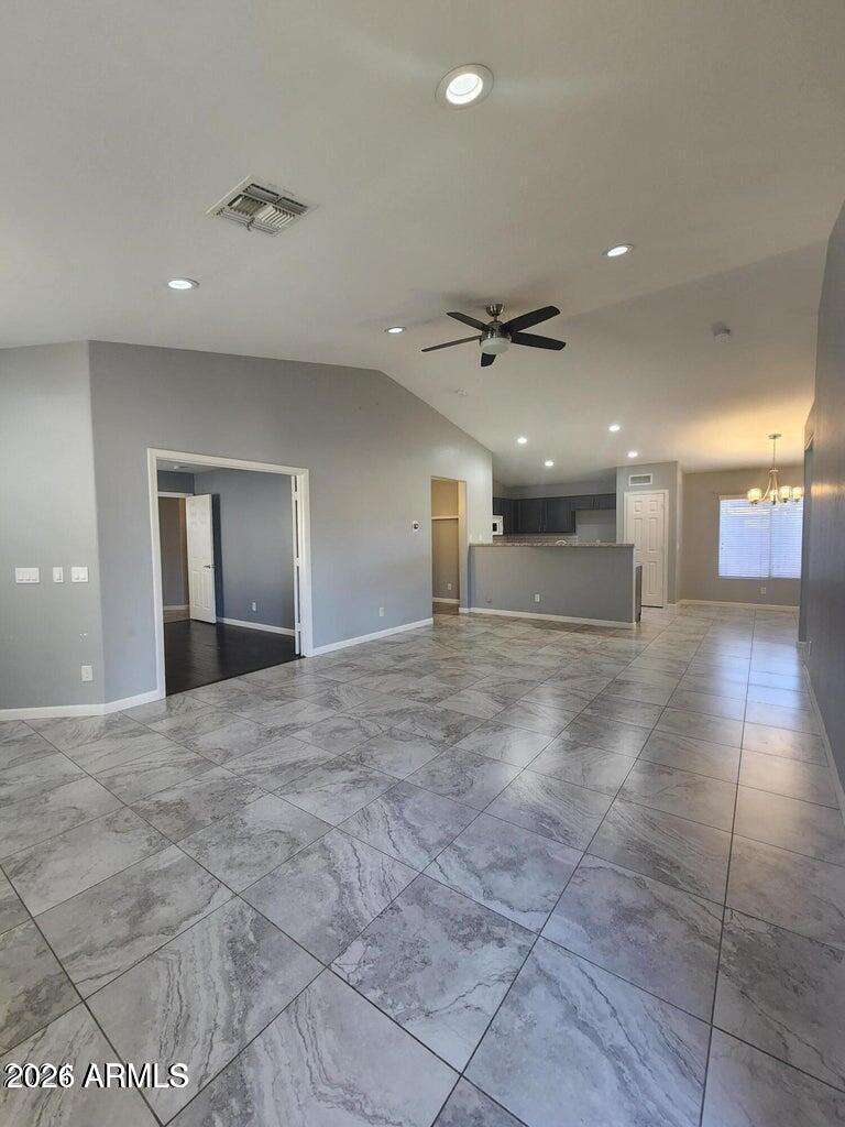 11954 W HOLLY Street