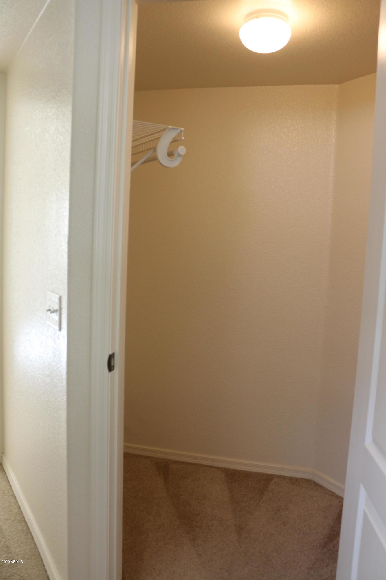 WINTERHAVEN COUNTRY CLUB ESTATES PHASE 2B - Residential Lease