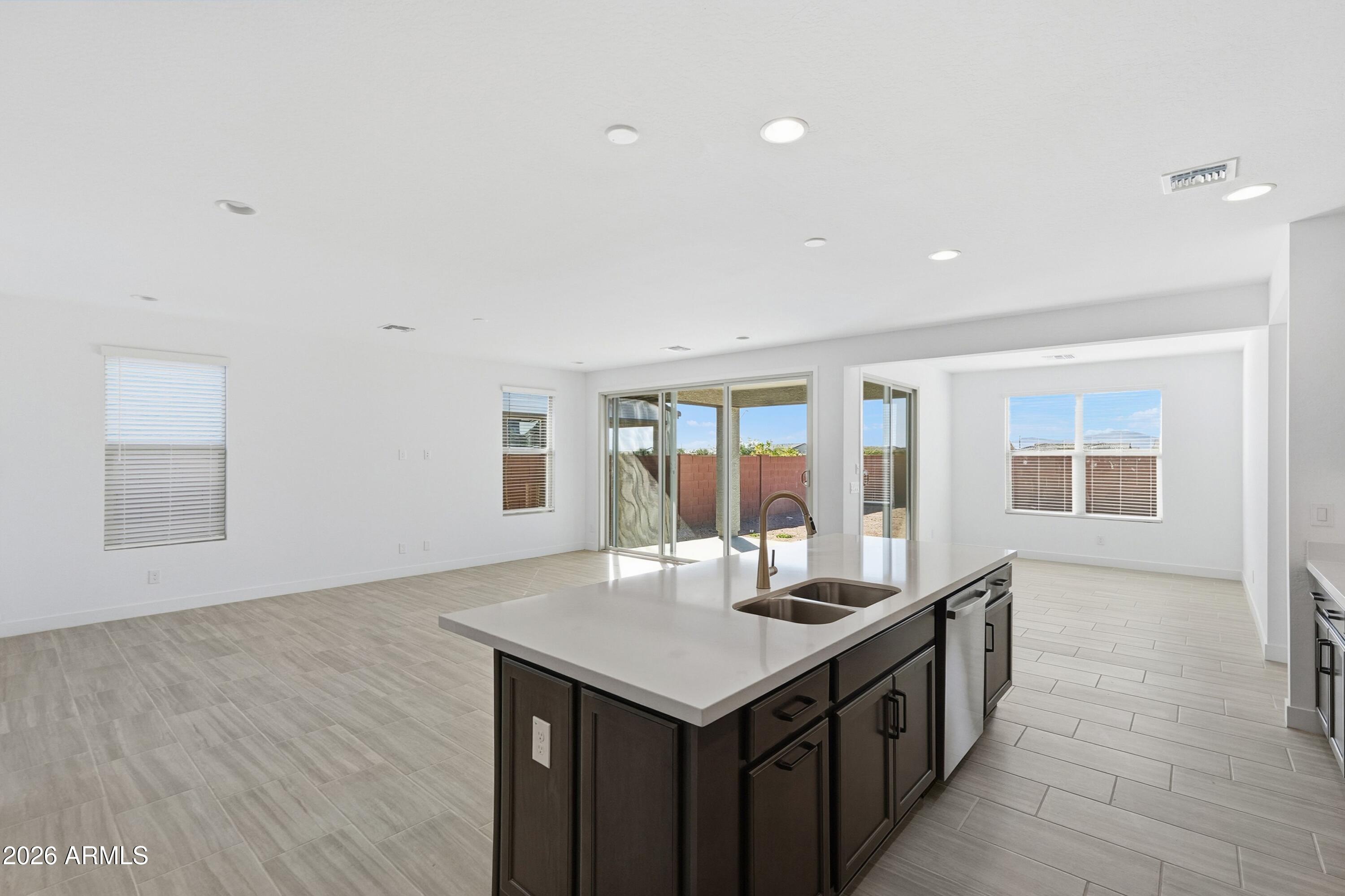 17145 W SWEET IRON Pass