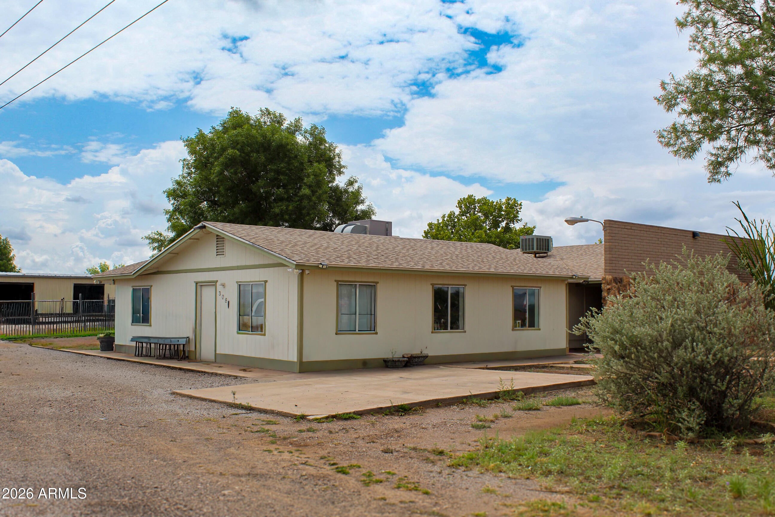 3081 N LESLIE CANYON Road