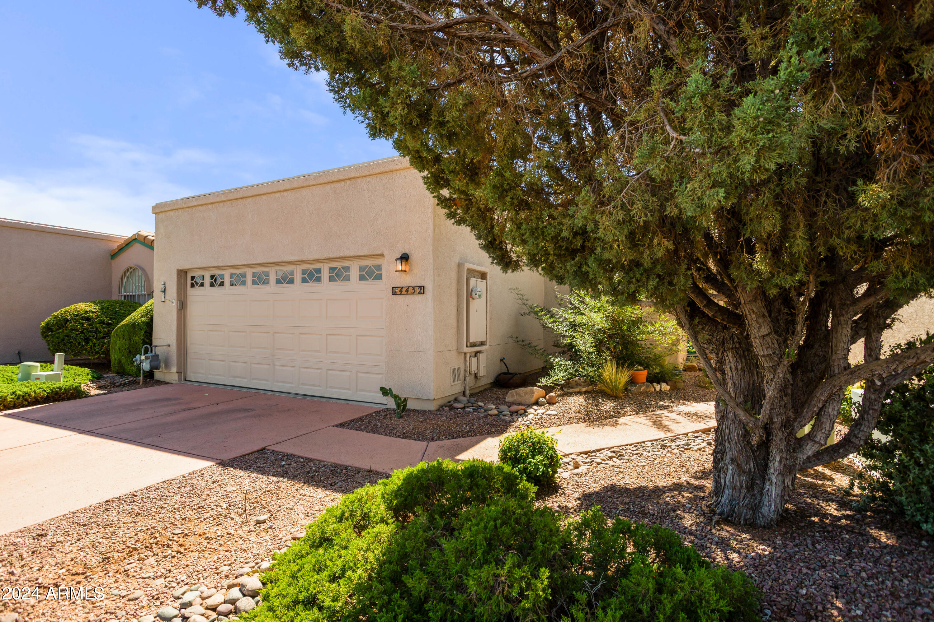 SIERRA SPRINGS - Residential