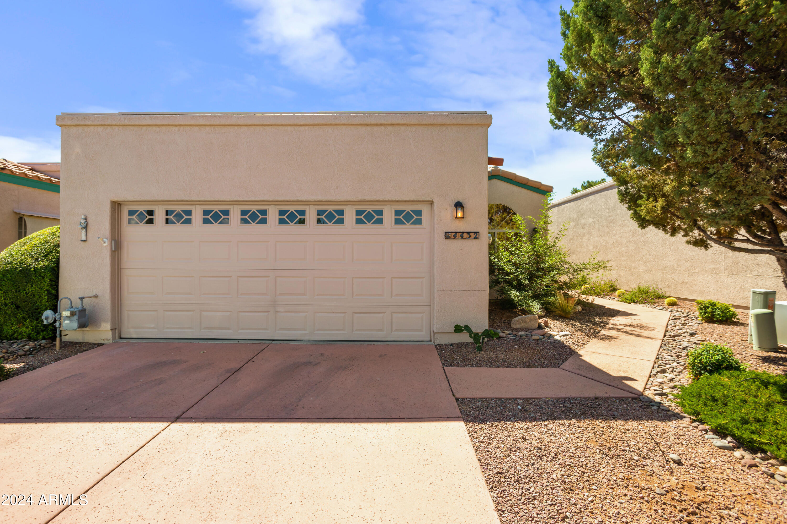 SIERRA SPRINGS - Residential