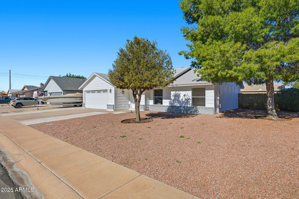 Photo of 2010 E Butler Street, Chandler, AZ 85225 (MLS # 6953571)