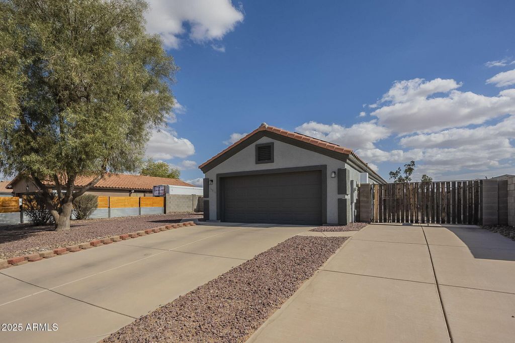 Photo of 14815 S Padres Road, Arizona City, AZ 85123 (MLS # 6995669)