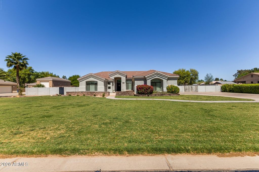 Photo of 19474 E Via Del Palo, Queen Creek, AZ 85142 (MLS # 6999153)