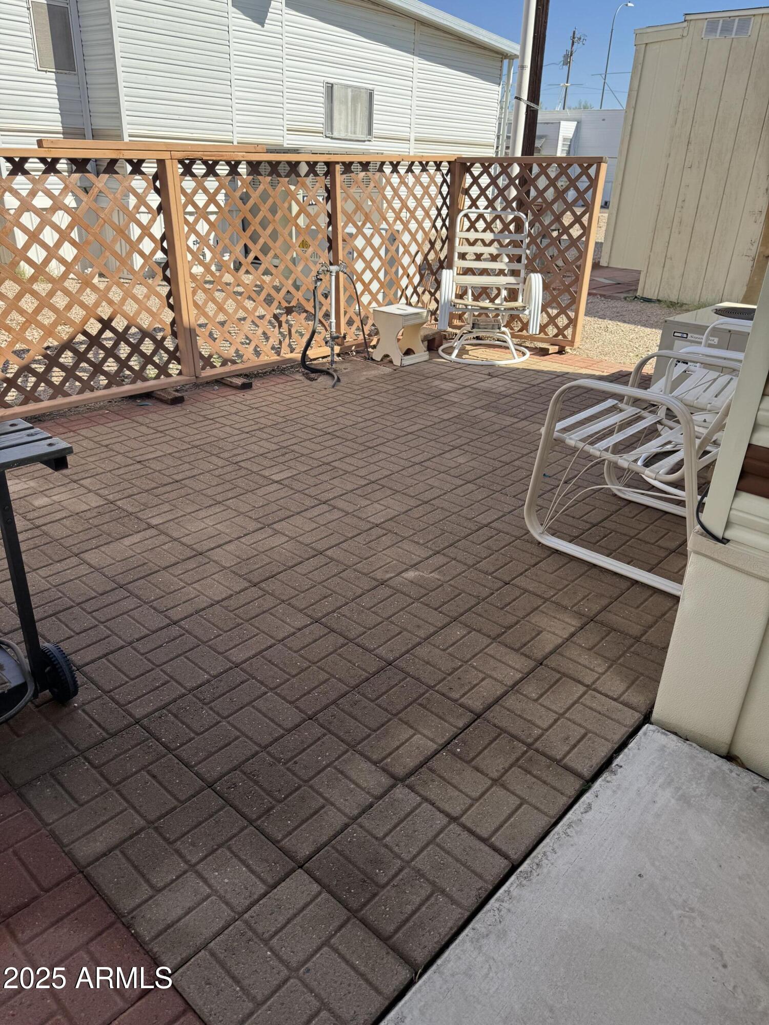 146 N MERRILL Road 118