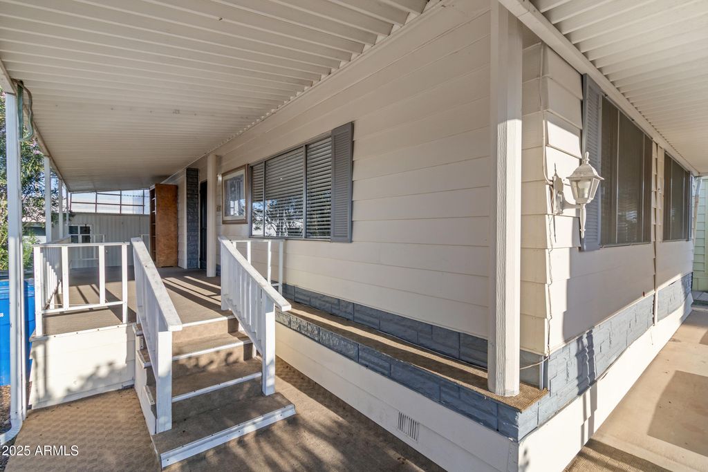 Photo of 2401 W Southern Avenue #335, Tempe, AZ 85282 (MLS # 6919598)