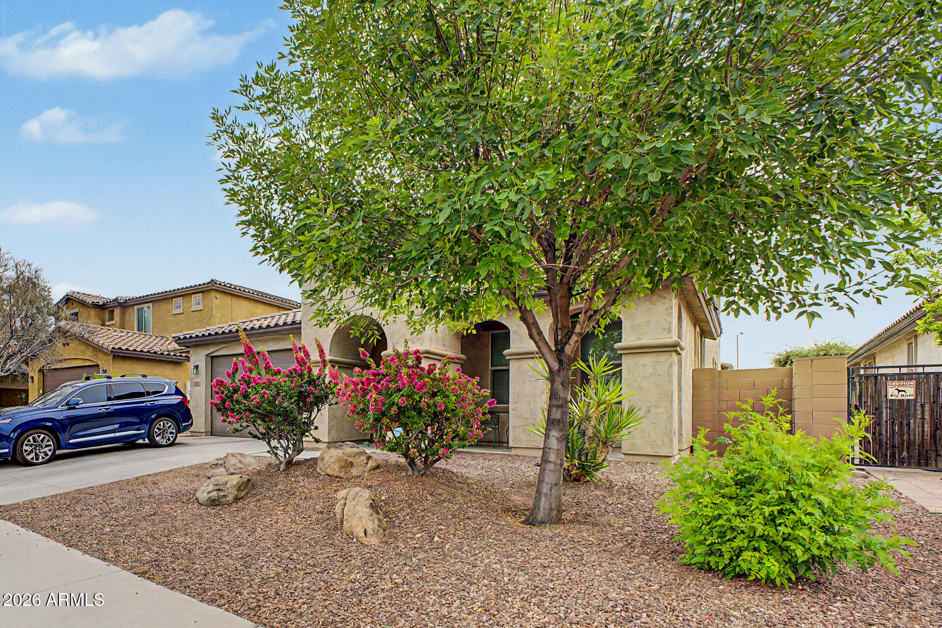 10043 W LOS GATOS Drive