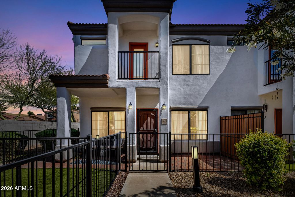 Photo of 3150 E Beardsley Road #1055, Phoenix, AZ 85050 (MLS # 7001475)