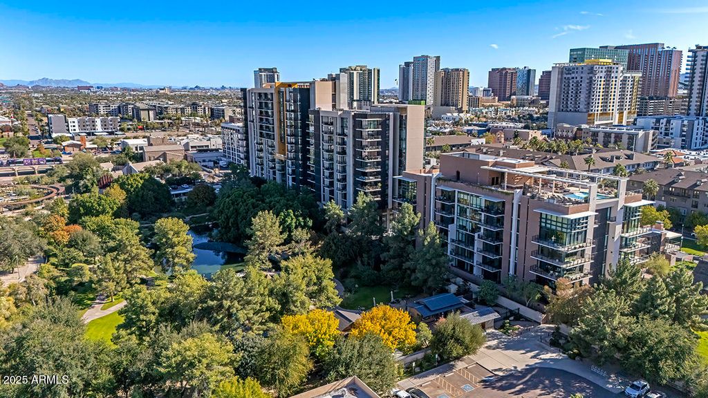 Photo of 200 W Portland Street #820, Phoenix, AZ 85003 (MLS # 6957934)