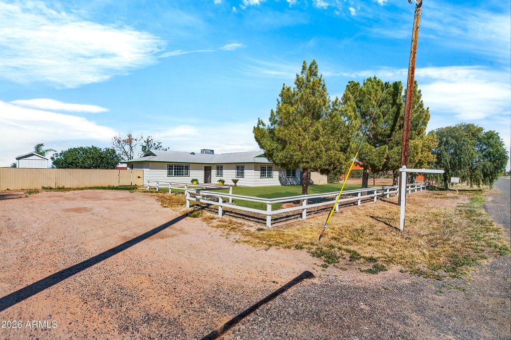 Photo of 50530 W Mockingbird Lane, Maricopa, AZ 85139 (MLS # 6992518)