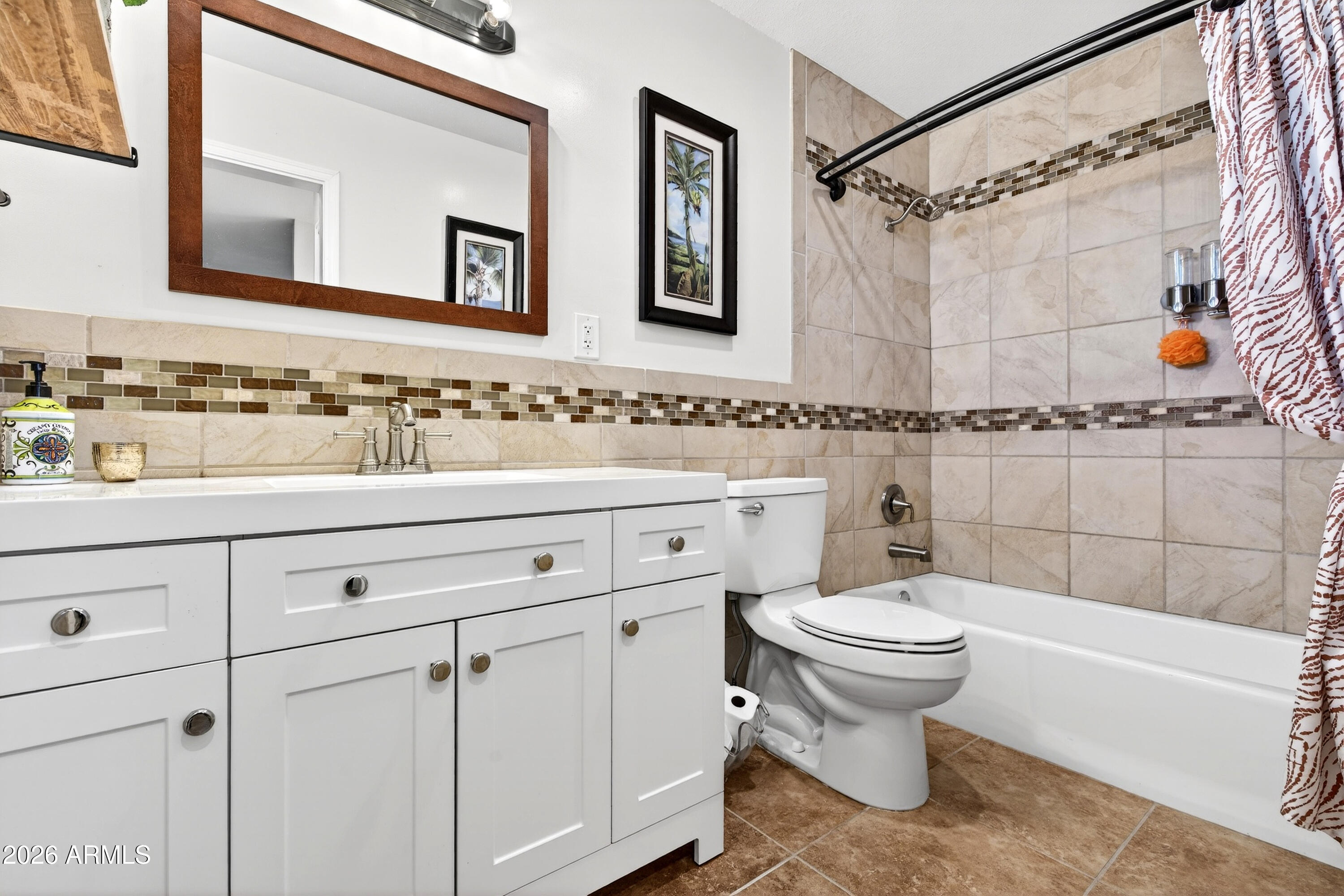 50530 W MOCKINGBIRD Lane