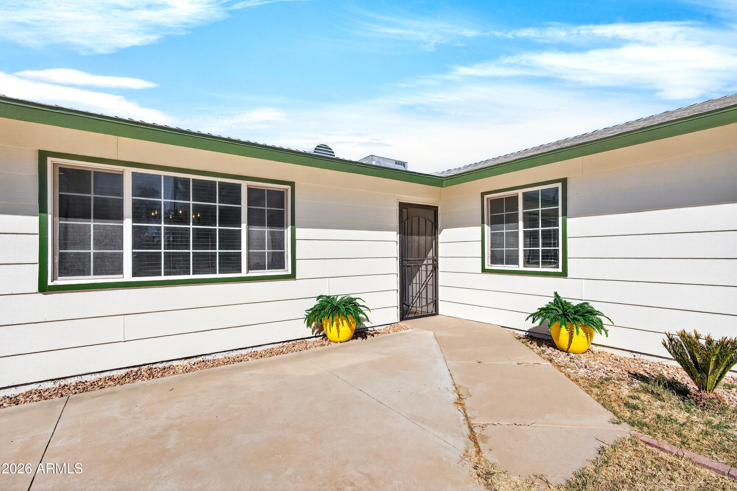 50530 W MOCKINGBIRD Lane