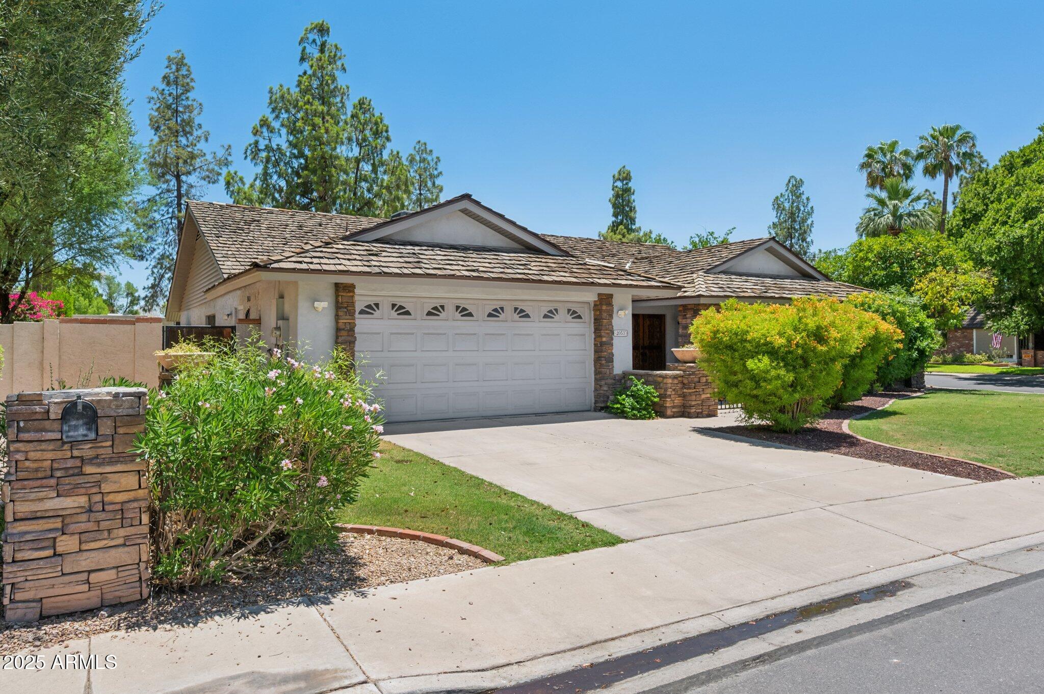 2053 W NATAL Circle