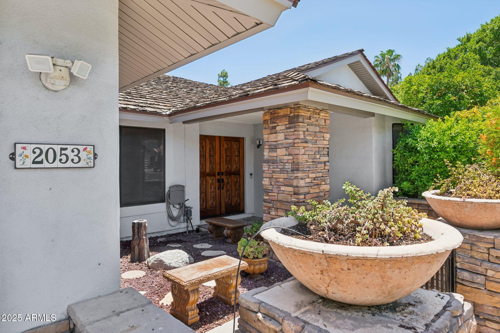 2053 W NATAL Circle