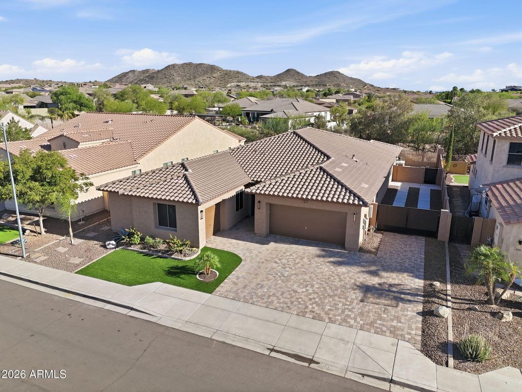 Photo of 9151 W Quail Track Drive, Peoria, AZ 85383 (MLS # 7014137)