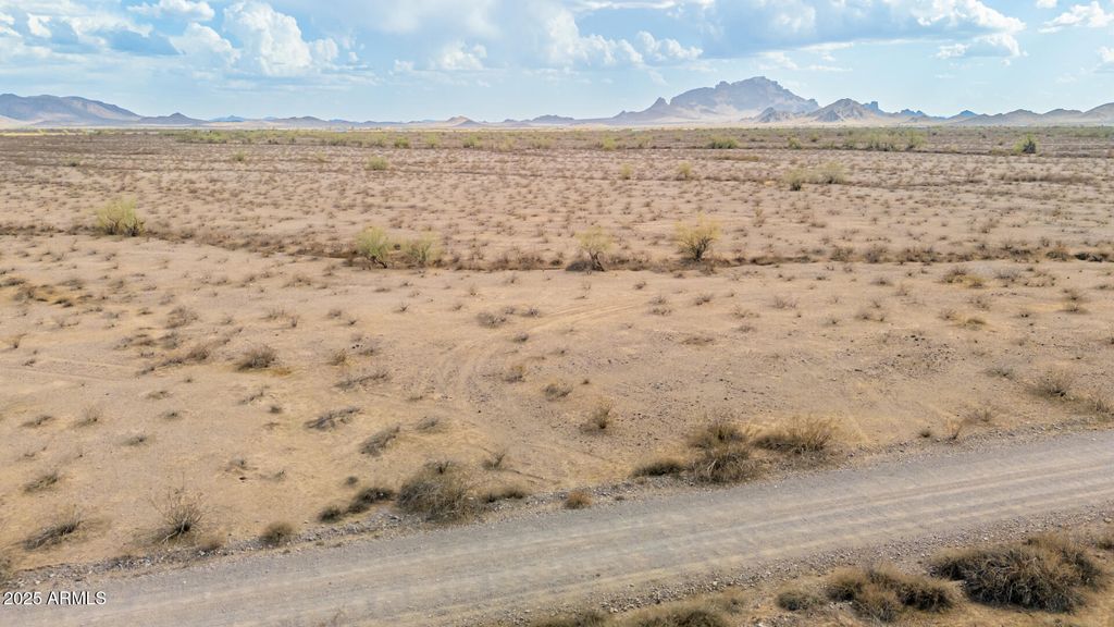 Photo of 0 W Bethany Home Road #2, Tonopah, AZ 85354 (MLS # 6910092)