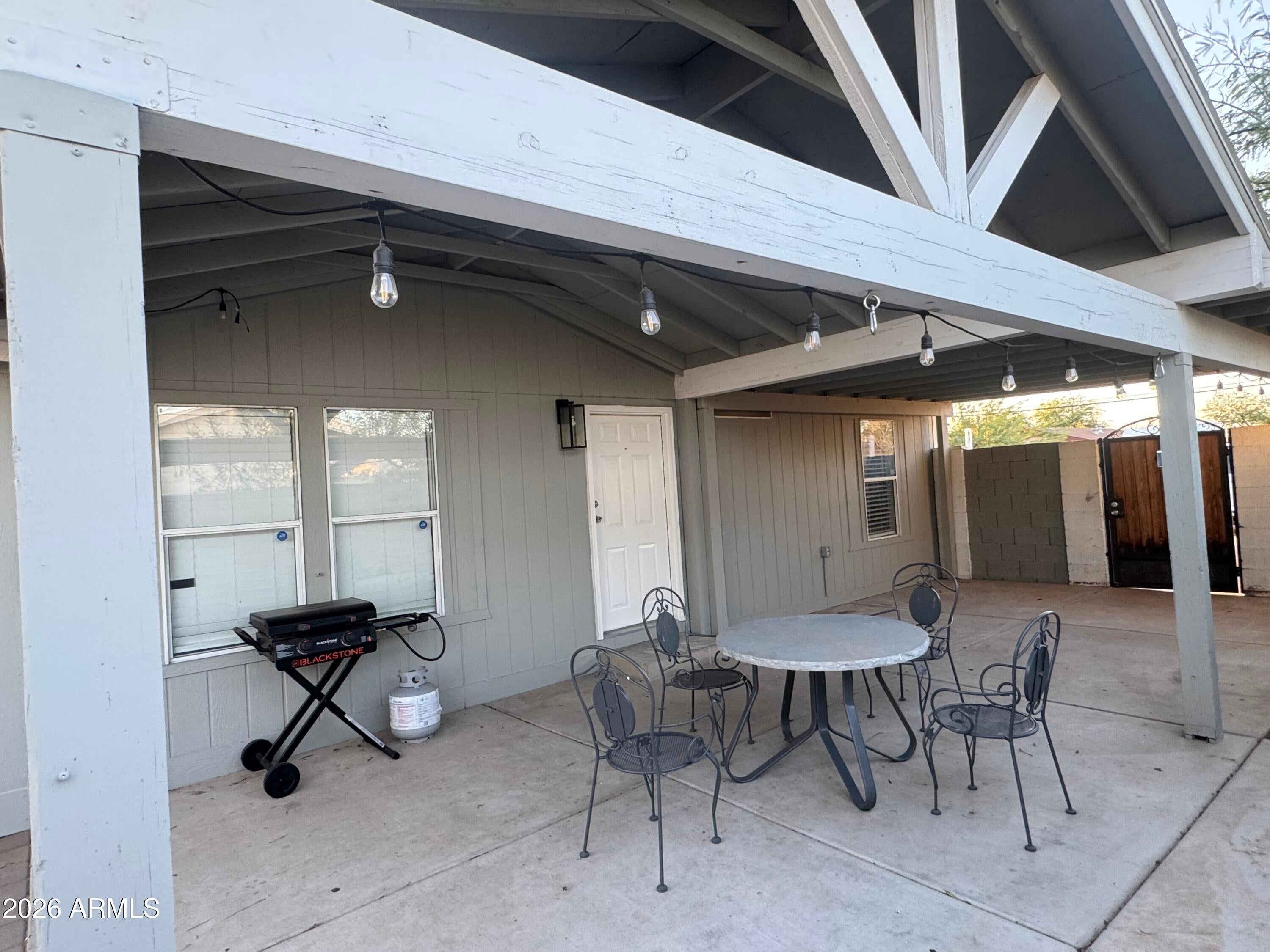 117 E VILLA THERESA Drive
