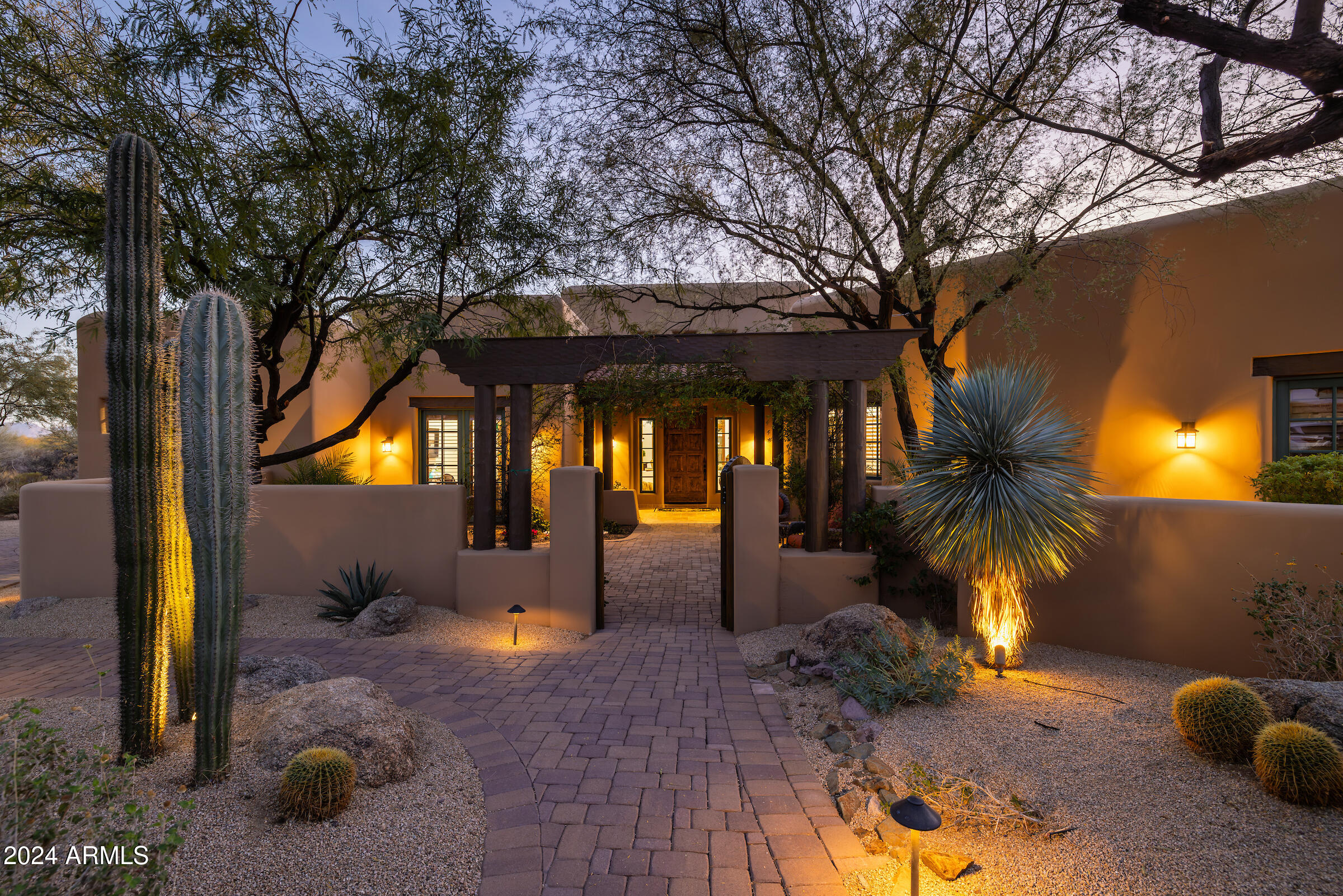 33296 N Vanishing Trail