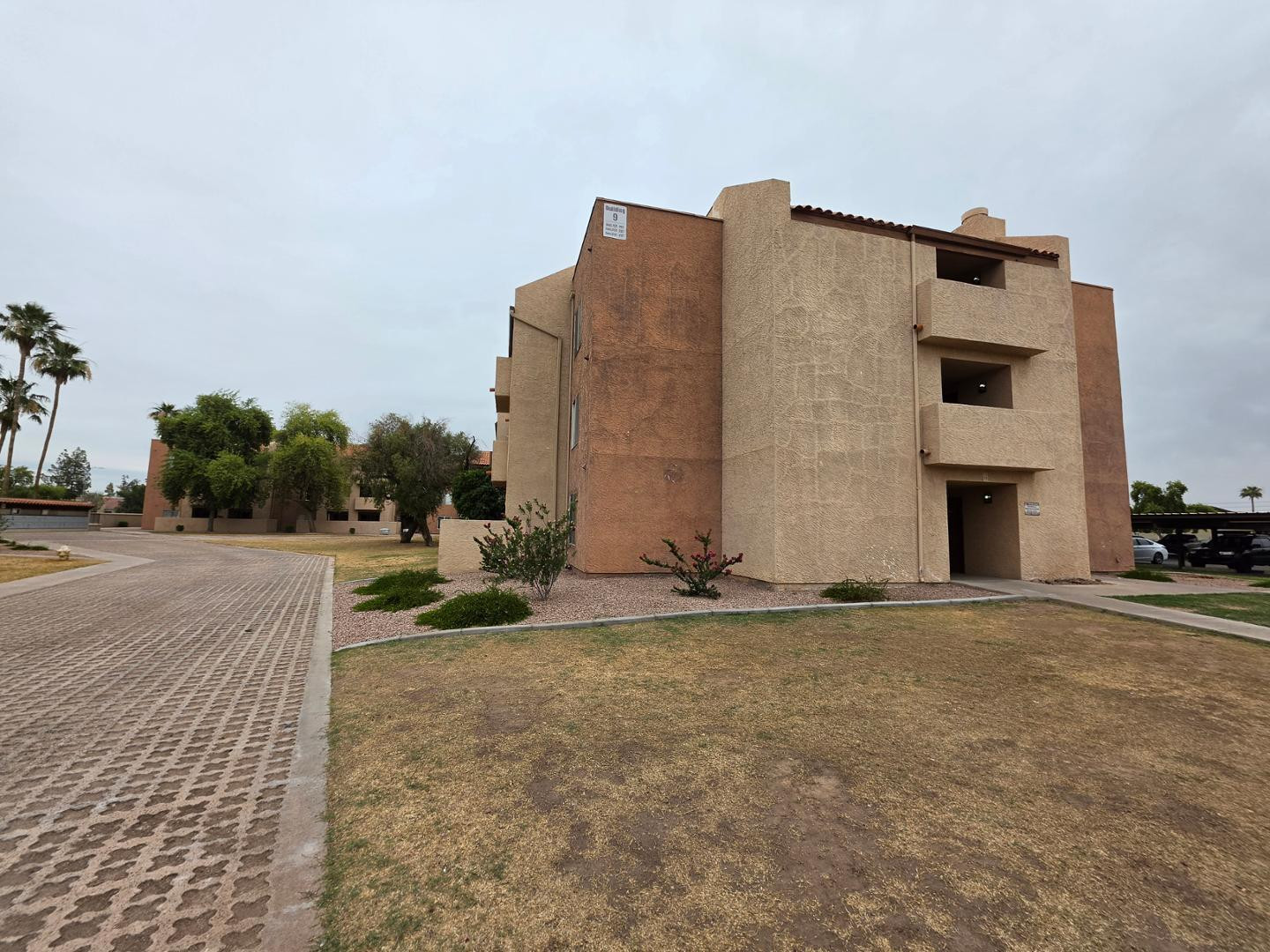 540 N May Apt 3119