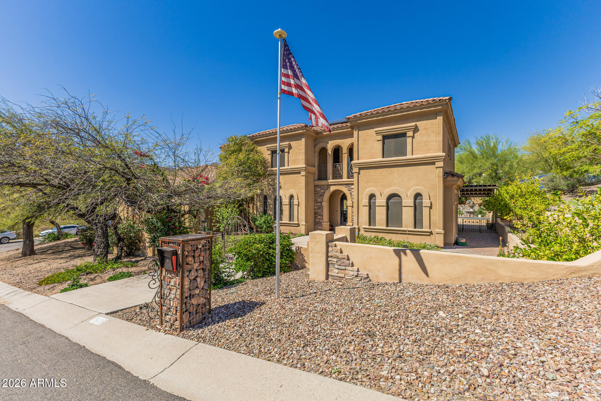 15835 N EAGLES NEST Drive