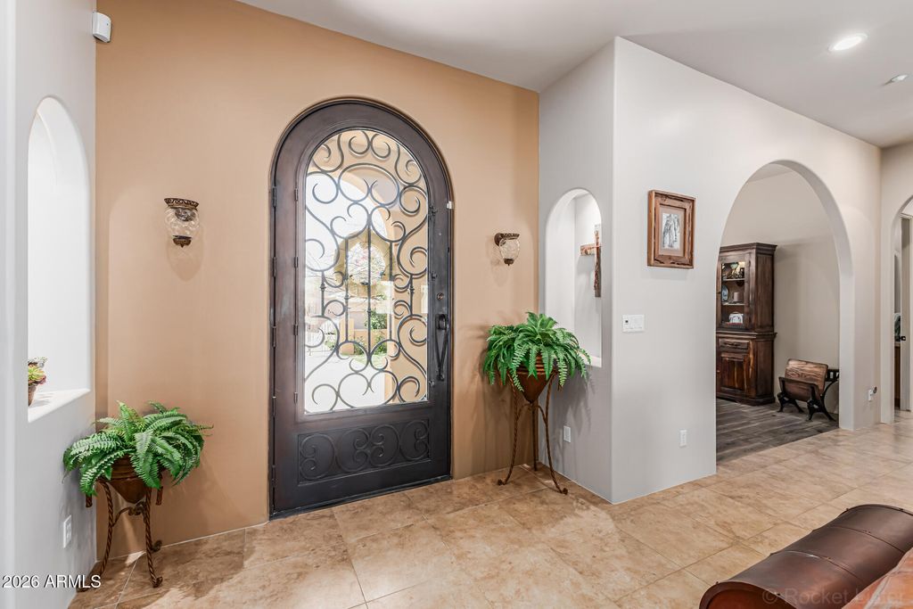 Photo of 15835 N Eagles Nest Drive, Fountain Hills, AZ 85268 (MLS # 6998640)