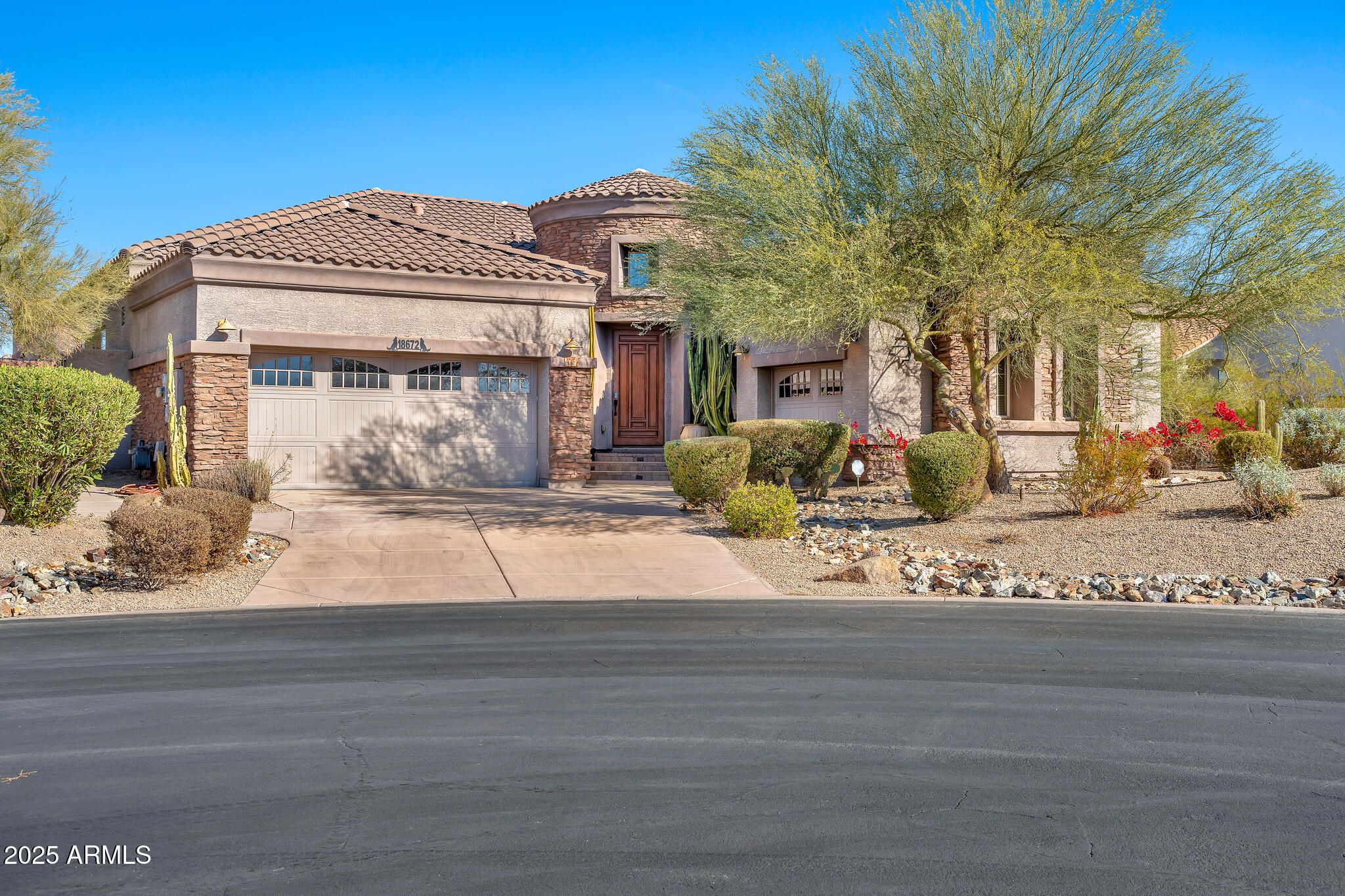 18672 W SANTA IRENE Drive