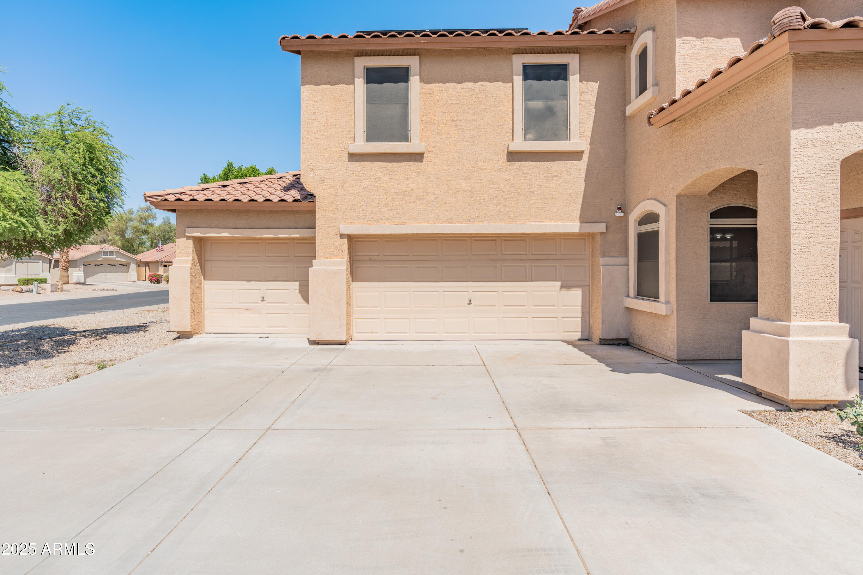 15985 W BARTLETT Avenue