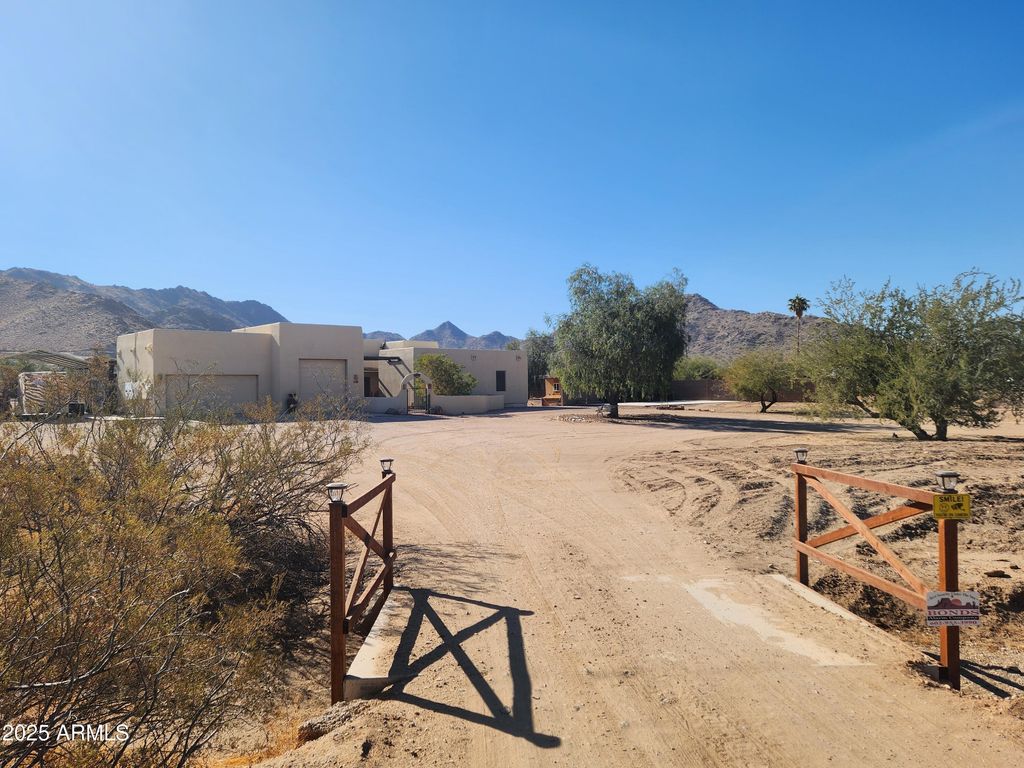 Photo of 5713 W Sun Dance Drive, Queen Creek, AZ 85142 (MLS # 6926755)
