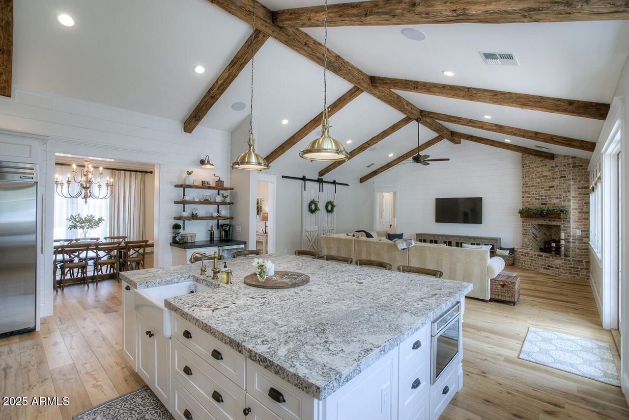 4535 E CALLE VENTURA --