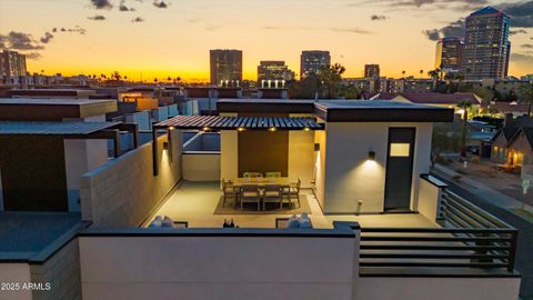 Photo of 377 E Windsor Avenue #6, Phoenix, AZ 85004 (MLS # 6962932)